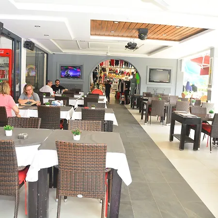 Rafael Hotel 3*