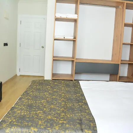 Rafael Hotel 3*